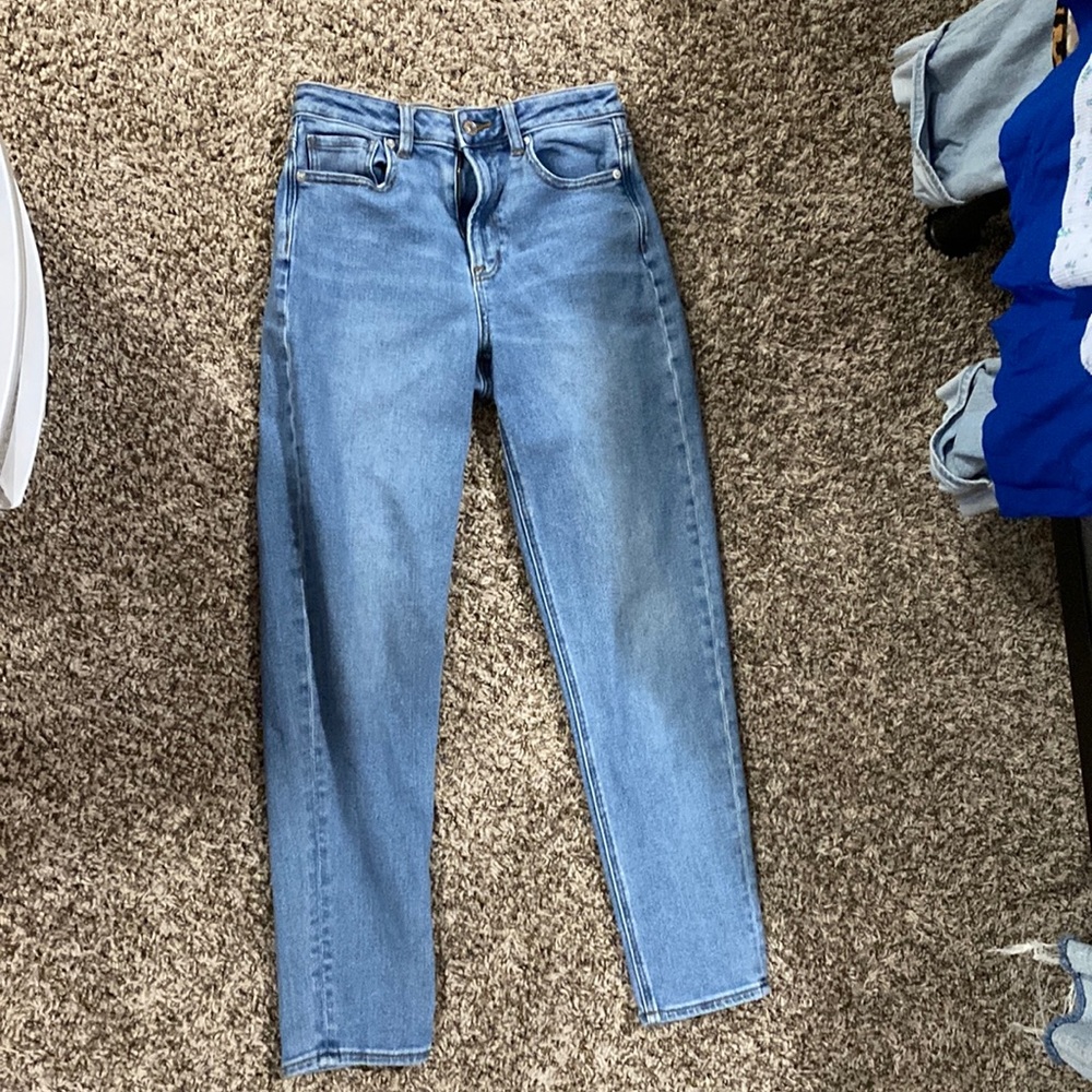 American Eagle Mom Jeans